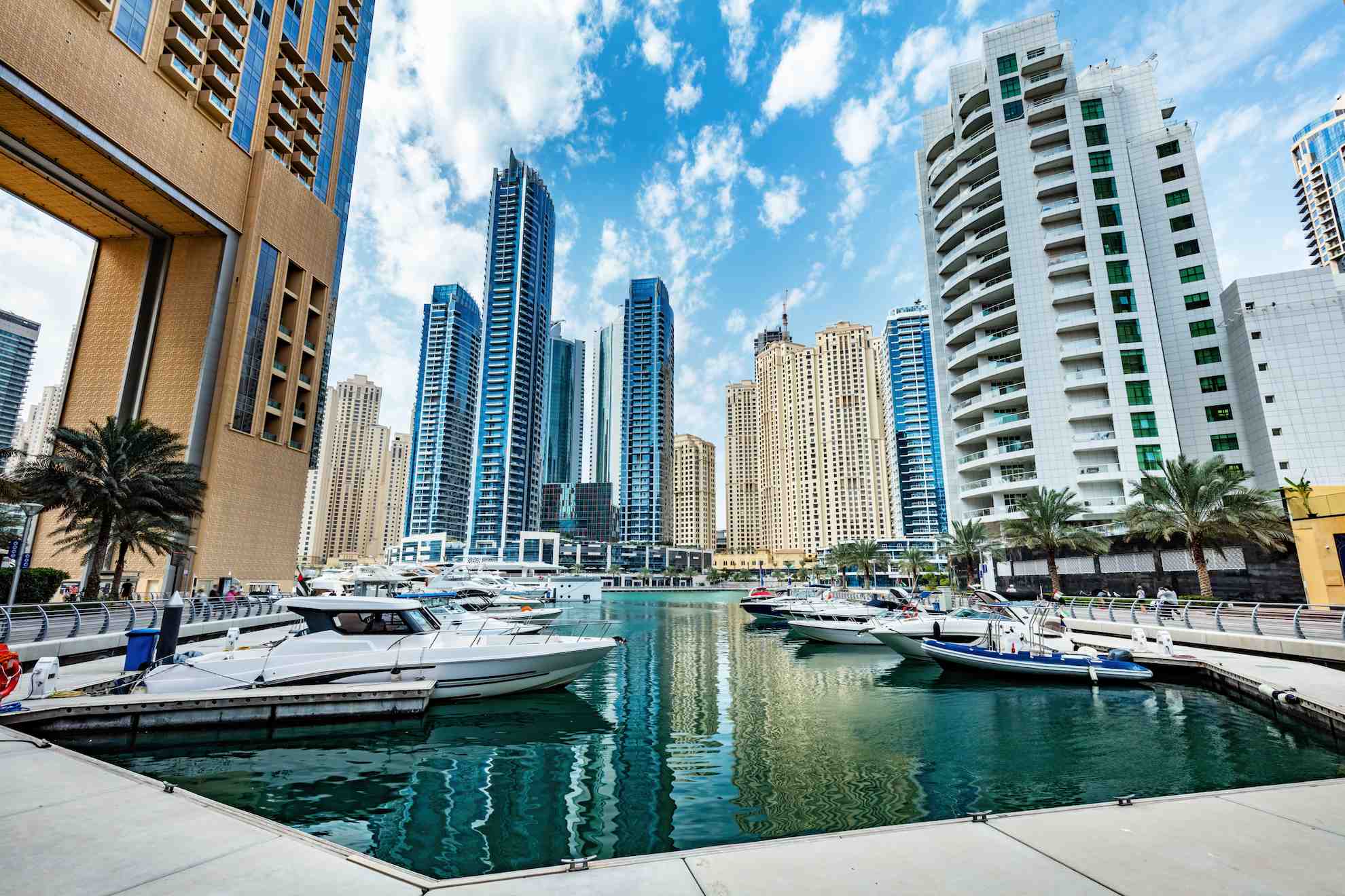 Apartments in Dubai Marina. 