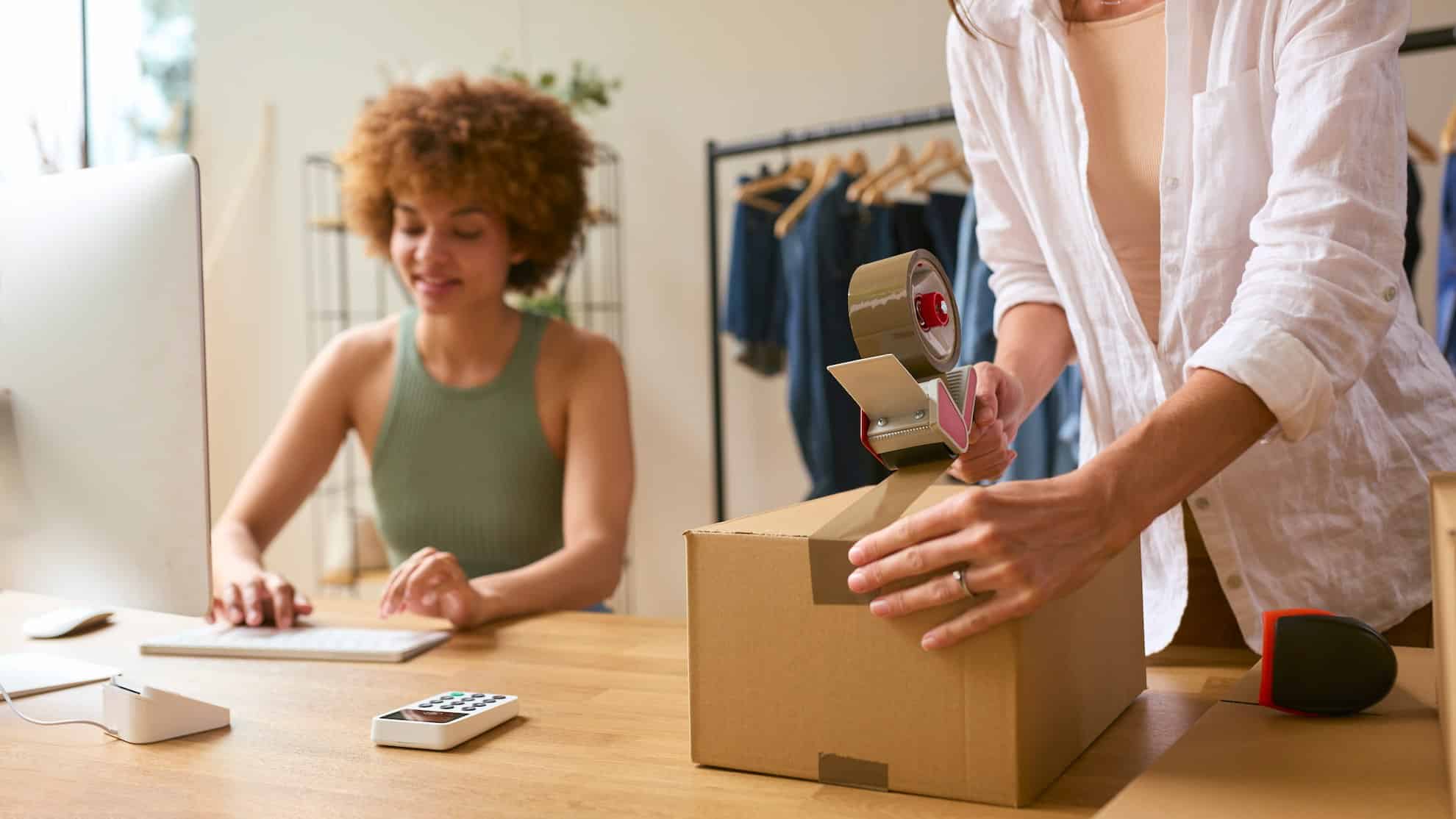 Two friends who started a dropshipping business together in the UAE.