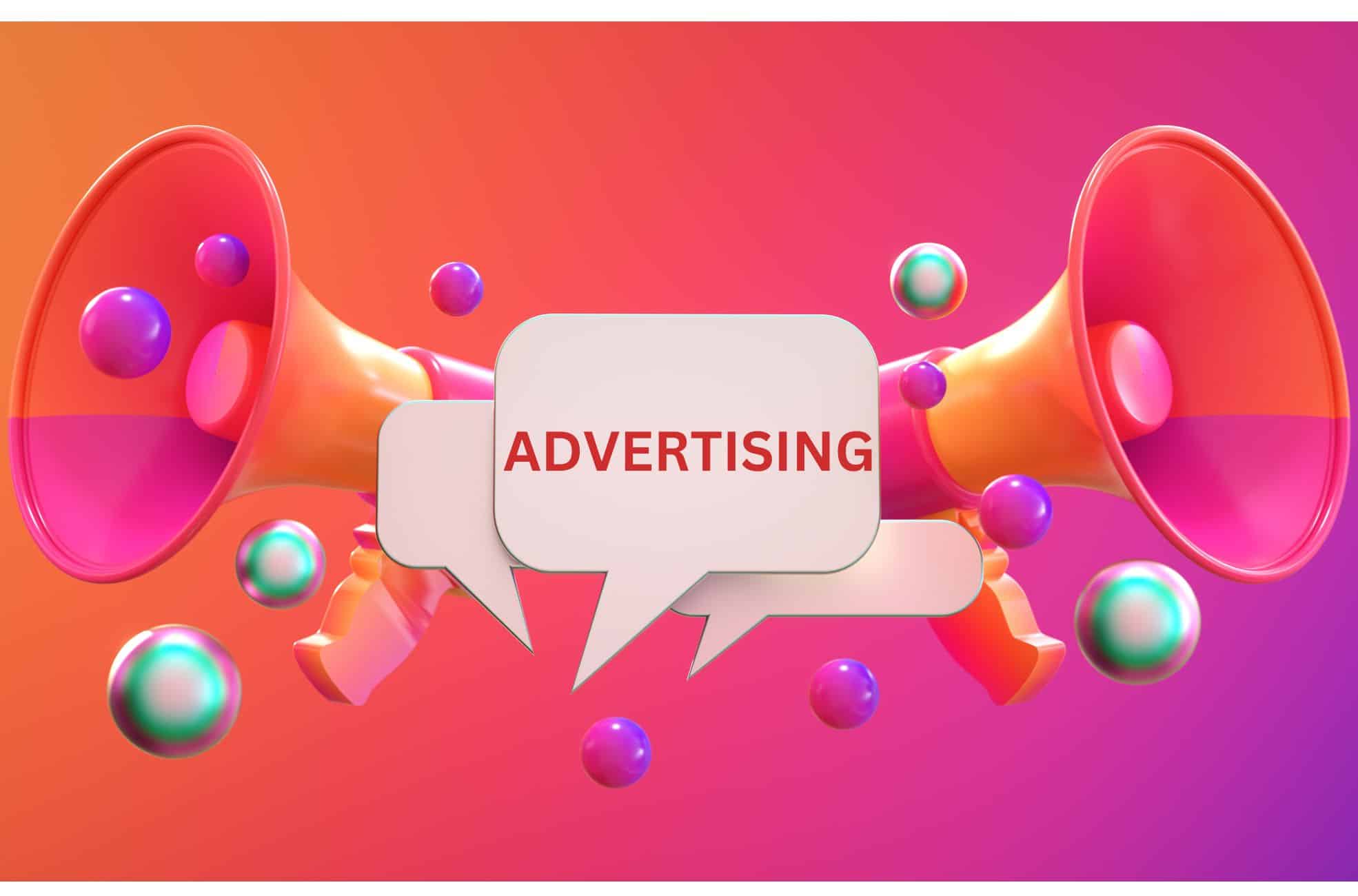 Social Media SymbolsAnd Speech Bubble